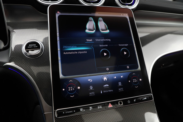 Mercedes-Benz GLC 300e AMG 4-Matic | 313PK | Achterasbesturing | Luchtvering | Head-up | Pano | Keyles-go | Sfeerverlichting | Distronic | Burmest Mercedes-Benz GLC 300e AMG 4-Matic | 313PK | Achterasbesturing | Luchtvering | Head-up | Pano | Keyles-go | Sfeerverlichting | Distronic | Burmest