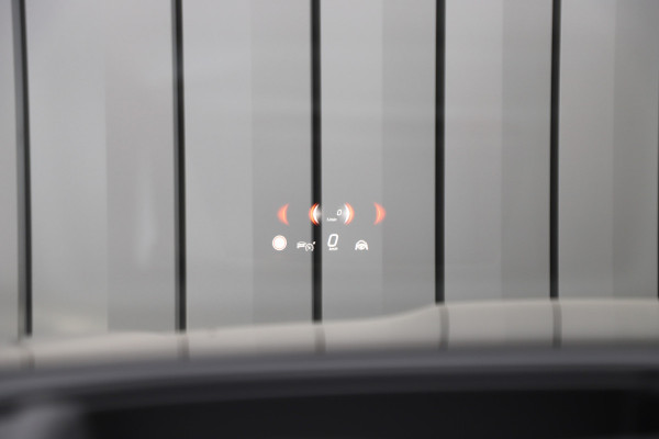 Mercedes-Benz GLC 300e AMG 4-Matic | 313PK | Achterasbesturing | Luchtvering | Head-up | Massage | Keyles-go | Pano | Burmester | ACC | Digital-li Mercedes-Benz GLC 300e AMG 4-Matic | 313PK | Achterasbesturing | Luchtvering | Head-up | Massage | Keyles-go | Pano | Burmester | ACC | Digital-li