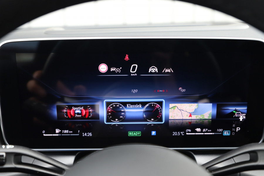 Mercedes-Benz GLC 300e AMG 4-Matic | 313PK | Achterasbesturing | Luchtvering | Head-up | Massage | Keyles-go | Pano | Burmester | ACC | Digital-li Mercedes-Benz GLC 300e AMG 4-Matic | 313PK | Achterasbesturing | Luchtvering | Head-up | Massage | Keyles-go | Pano | Burmester | ACC | Digital-li