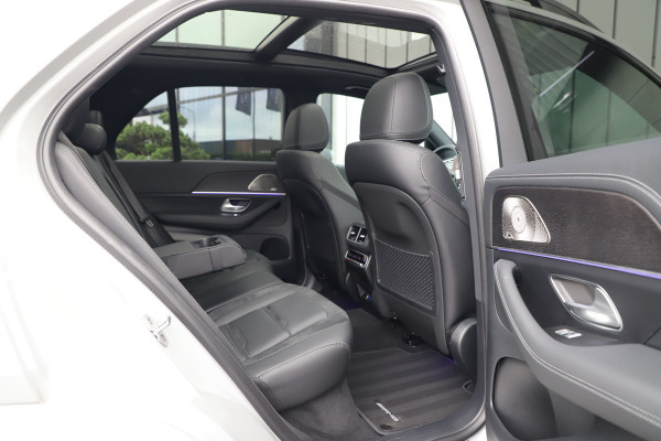 Mercedes-Benz GLE AMG 53 Hybrid 4MATIC+ | 544PK | Luchtvering | Pano | Keyles-go | Burmester | Sfeerverlichting | Multibeam | Distronic | Stuurwie Mercedes-Benz GLE AMG 53 Hybrid 4MATIC+ | 544PK | Luchtvering | Pano | Keyles-go | Burmester | Sfeerverlichting | Multibeam | Distronic | Stuurwie