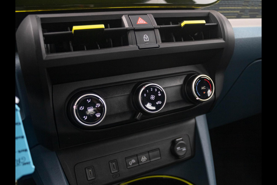 Fiat Grande Panda Red 44 kWh | Uit voorraad leverbaar | Airco | Cruise | Apple Carplay | 16" | PDC | Private Lease € 365,-*
