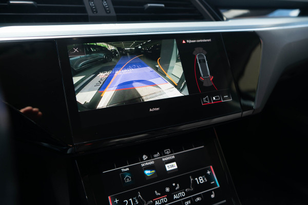 Audi e-tron 50 Quattro / Standkachel/ Luchtvering/ Adaptive Cruise Control/ Trekhaak/ Panoramadak/ 230kW (313PK)