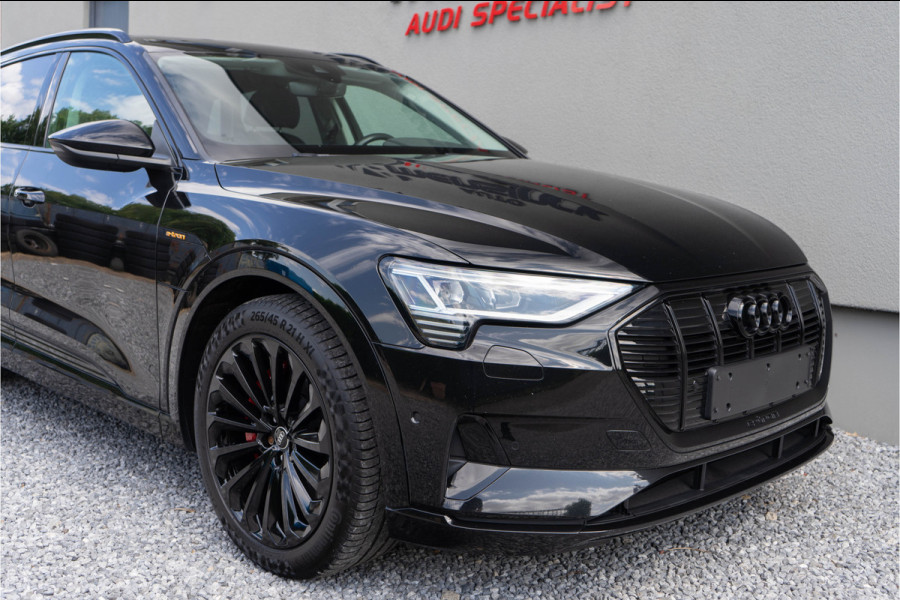 Audi e-tron 50 Quattro / Standkachel/ Luchtvering/ Adaptive Cruise Control/ Trekhaak/ Panoramadak/ 230kW (313PK)