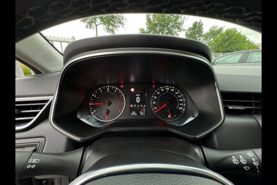 Renault Clio 1.0 TCe Zen NL AUTO / 4-SEIZOENENBANDEN / NAVI / CRUISE / PARKEERSENSOREN ACHTER / CARPLAY