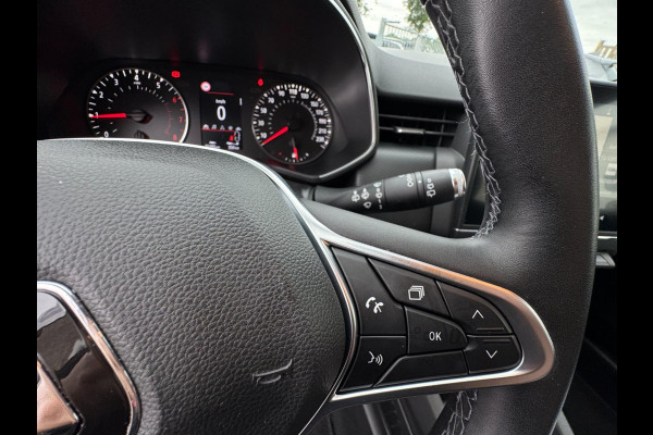 Renault Clio 1.0 TCe Zen NL AUTO / 4-SEIZOENENBANDEN / NAVI / CRUISE / PARKEERSENSOREN ACHTER / CARPLAY