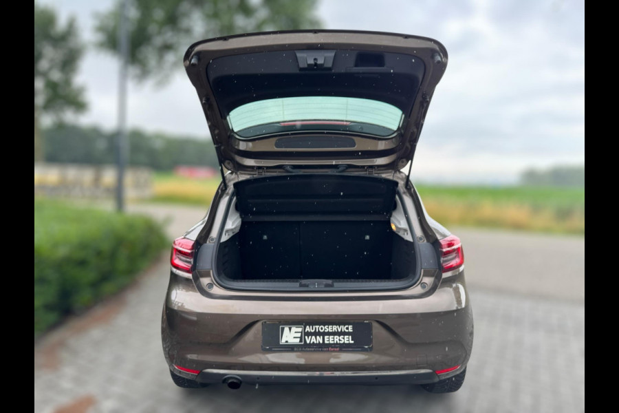 Renault Clio 1.0 TCe Zen NL AUTO / 4-SEIZOENENBANDEN / NAVI / CRUISE / PARKEERSENSOREN ACHTER / CARPLAY