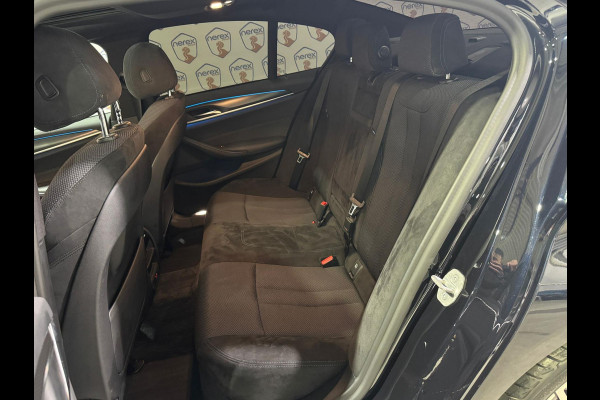 BMW 5 Serie 530e M-Sport | Pano | ACC | 19 Inch | Trekhaak | Camera