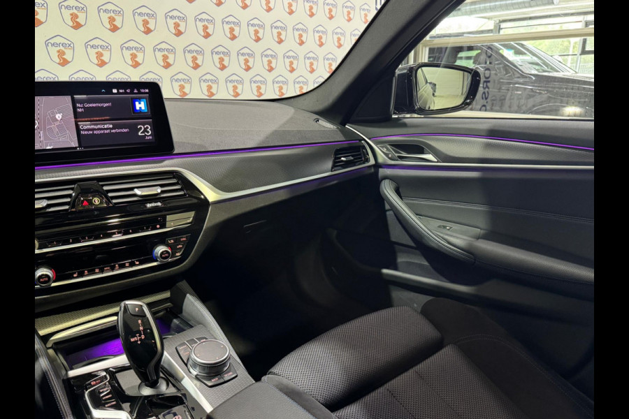 BMW 5 Serie 530e M-Sport | Pano | ACC | 19 Inch | Trekhaak | Camera