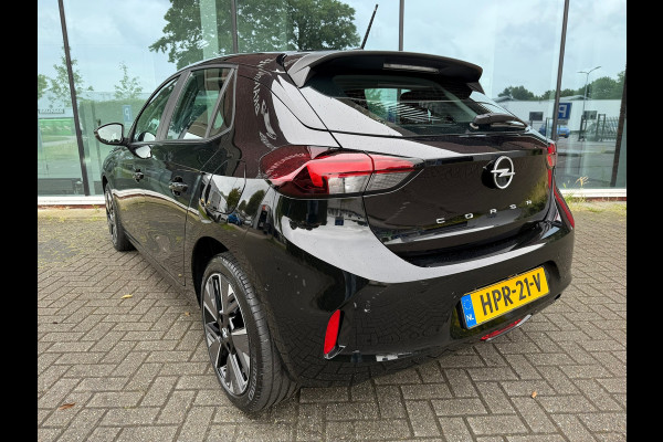 Opel Corsa 1.2 Edition Plus - Parkeerhulp - Winterpakket - Apple/Android -