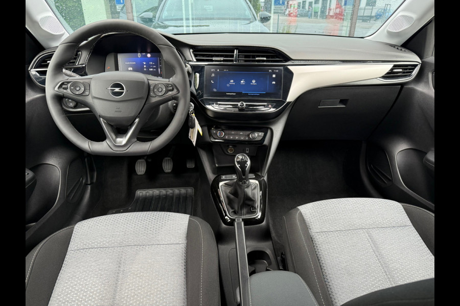 Opel Corsa 1.2 Edition Plus - Parkeerhulp - Winterpakket - Apple/Android -