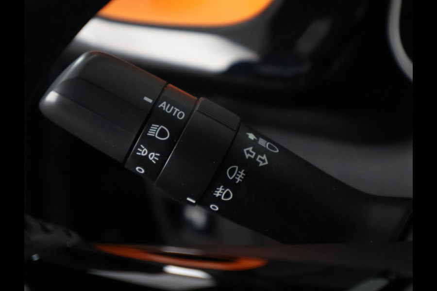 Toyota Aygo 1.0 VVT-i X-JBL Bi-Tone | JBL Premium Audio | Apple Carplay & AndroidAUTO | 1e eigenaar |