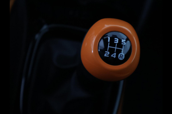 Toyota Aygo 1.0 VVT-i X-JBL Bi-Tone | JBL Premium Audio | Apple Carplay & AndroidAUTO | 1e eigenaar |