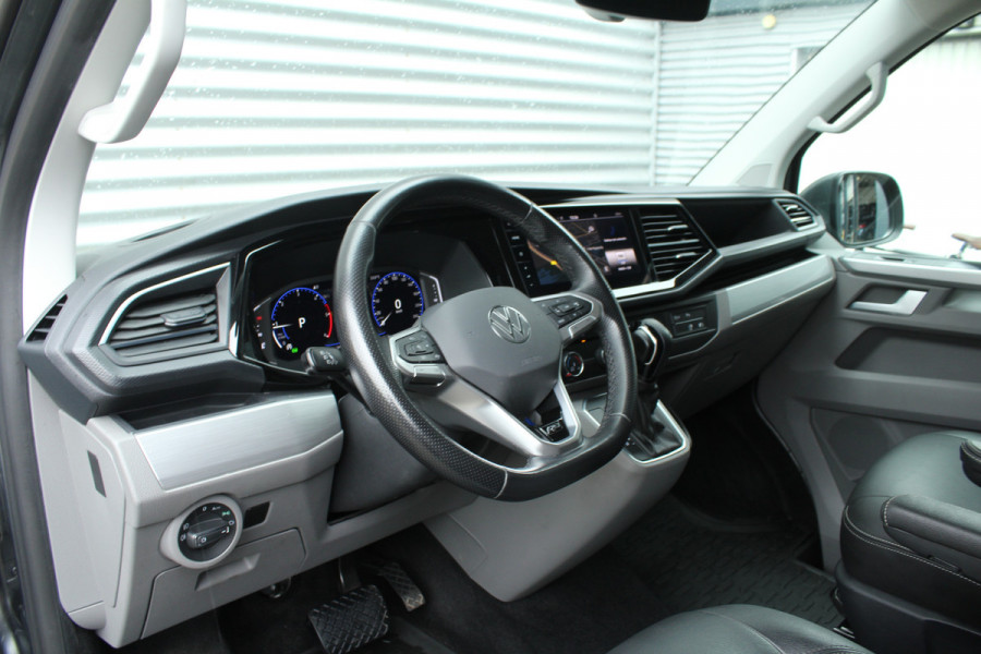 Volkswagen Transporter 2.0 TDI 150pk L2H1 28 Bulli AUTOMAAT NL-Auto NAP Airco Cruise Navi Camera LMV Leder Trekhaak 2500kg