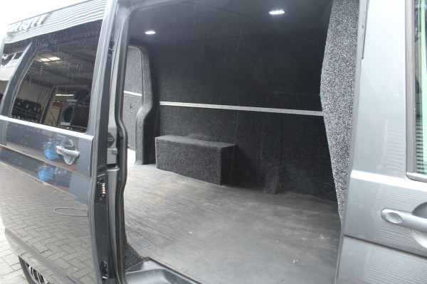 Volkswagen Transporter 2.0 TDI 150pk L2H1 28 Bulli AUTOMAAT NL-Auto NAP Airco Cruise Navi Camera LMV Leder Trekhaak 2500kg