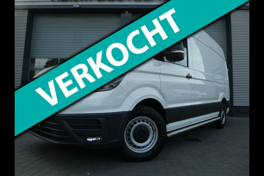 Volkswagen Crafter 35 2.0 TDI 180 pk L3H3 ( L2H2) airco, apple carplay ,camera ,trekhaak