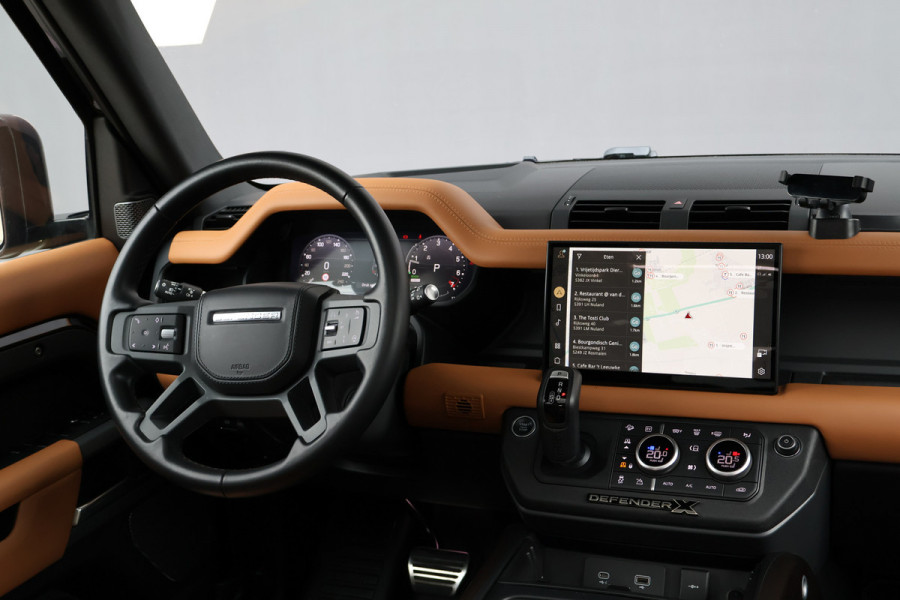 Land Rover Defender 110 P400e 110 X URBAN STOELVERWARMING & VERKOELING | ADAPTIVE | TREKHAAK | STUURVERWARMING | URBAN | SFEERVERLICHTING |