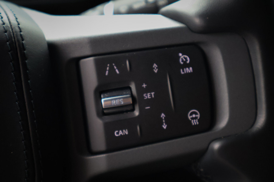 Land Rover Defender 110 P400e 110 X URBAN STOELVERWARMING & VERKOELING | ADAPTIVE | TREKHAAK | STUURVERWARMING | URBAN | SFEERVERLICHTING |