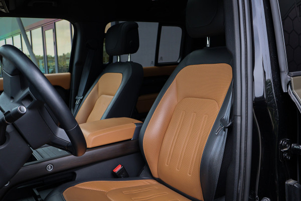 Land Rover Defender 110 P400e 110 X URBAN STOELVERWARMING & VERKOELING | ADAPTIVE | TREKHAAK | STUURVERWARMING | URBAN | SFEERVERLICHTING |
