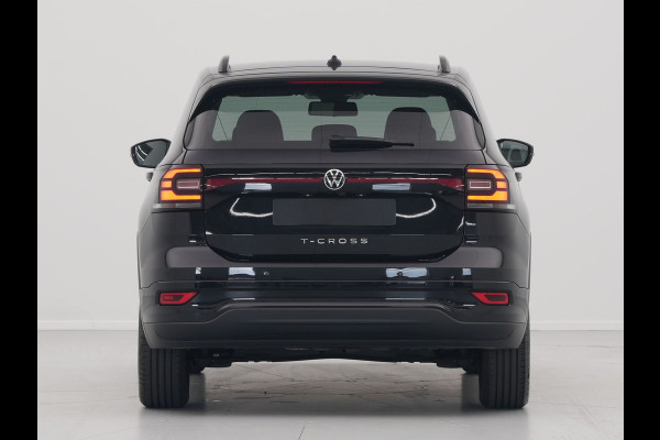 Volkswagen T-Cross 1.0 TSI 110pk R-Line Navi via App Camera Side Assist Clima 340