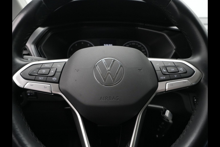 Volkswagen T-Cross 1.0 TSI 110pk R-Line Navi via App Camera Side Assist Clima 340