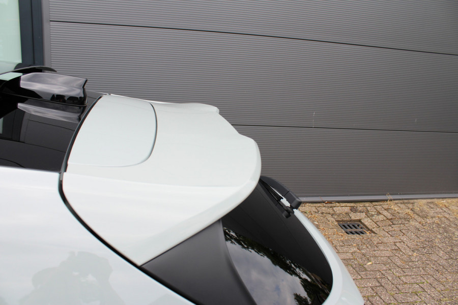 Ford Puma 1.0 EcoBoost Hybrid ST-Line X | Nieuw model | Trekhaak | BLIS | Carplay | Camera  | Adaptieve cruise