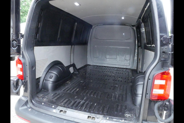 Volkswagen Transporter 2.0 TDI 150PK, L2H1, DSG Autmaat, Airco