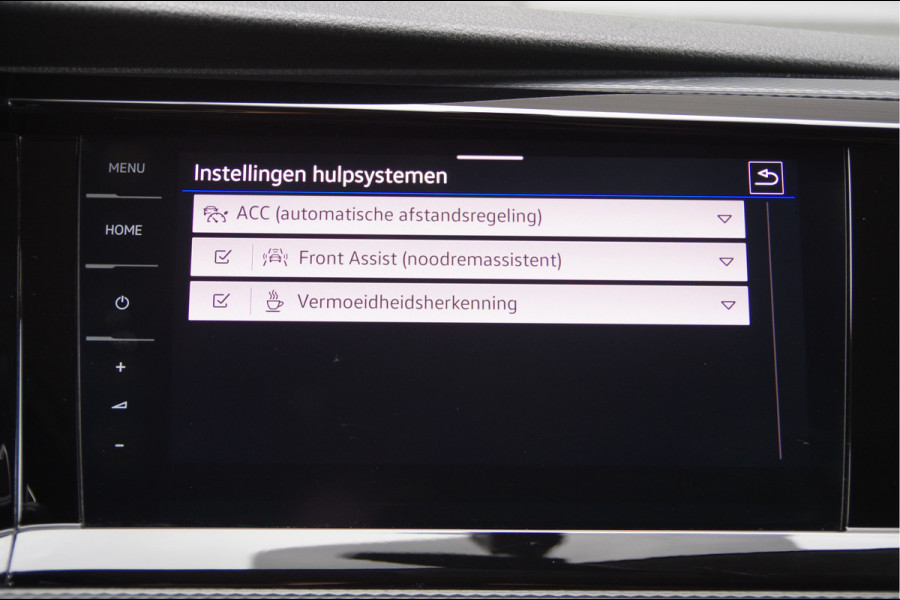 Volkswagen Transporter 2.0 TDI L2 BULLI, 3-ZITS, 150PK AUT. LED, ADAPT. CRUISE, TREKHAAK, APPLE CARPLAY, NAVI, AIRCO, PARKEERSENSOREN, NL AUTO, NAP