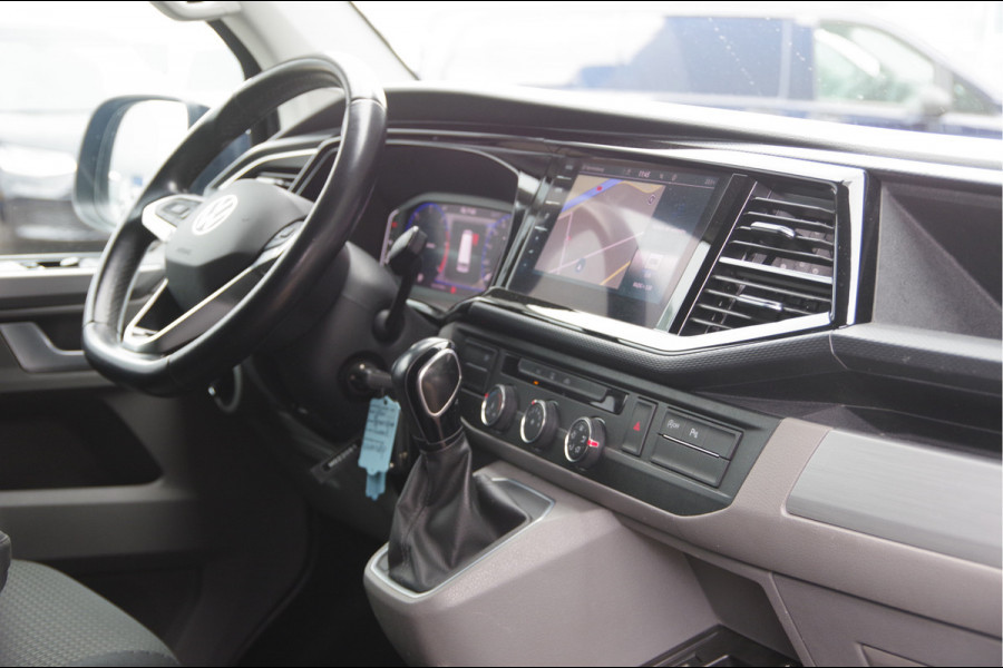 Volkswagen Transporter 2.0 TDI L2 BULLI, 3-ZITS, 150PK AUT. LED, ADAPT. CRUISE, TREKHAAK, APPLE CARPLAY, NAVI, AIRCO, PARKEERSENSOREN, NL AUTO, NAP