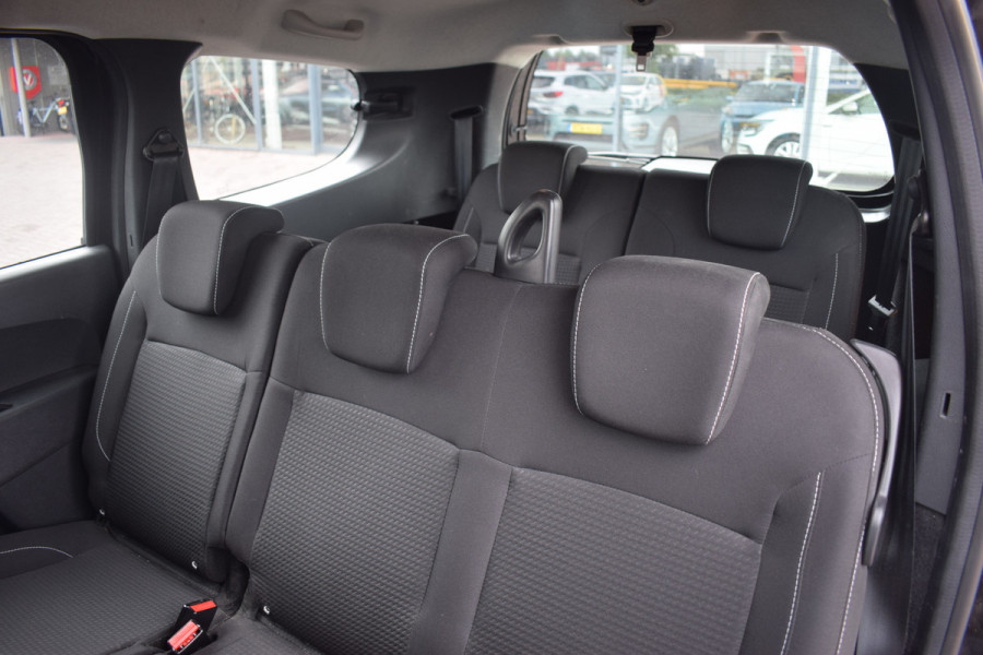 Dacia Lodgy 1.3 TCe Stepway 7p | 7 Pers. | AppleCaplay | DAB | Camera