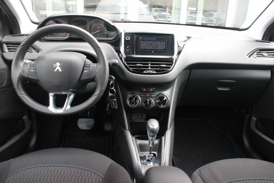 Peugeot 208 1.2 110PK AUTOMAAT SIGNATURE | NAVIGATIE | APPLE CARPLAY/ANDROID AUTO | PARKEERSENSOREN | DAB+ RADIO | LICHTMETALEN VELGEN | GETINTE RUITEN | CLIMATE CONTROL | CRUISE CONTROL |