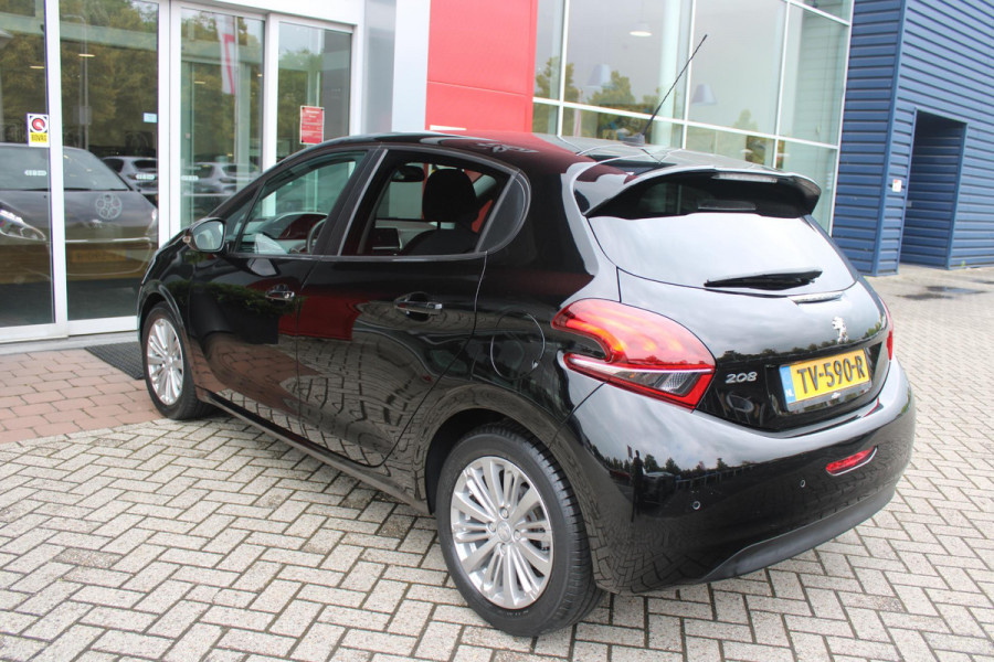 Peugeot 208 1.2 110PK AUTOMAAT SIGNATURE | NAVIGATIE | APPLE CARPLAY/ANDROID AUTO | PARKEERSENSOREN | DAB+ RADIO | LICHTMETALEN VELGEN | GETINTE RUITEN | CLIMATE CONTROL | CRUISE CONTROL |