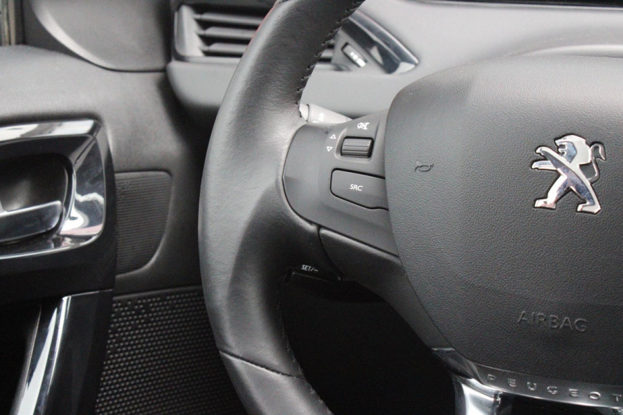 Peugeot 208 1.2 110PK AUTOMAAT SIGNATURE | NAVIGATIE | APPLE CARPLAY/ANDROID AUTO | PARKEERSENSOREN | DAB+ RADIO | LICHTMETALEN VELGEN | GETINTE RUITEN | CLIMATE CONTROL | CRUISE CONTROL |