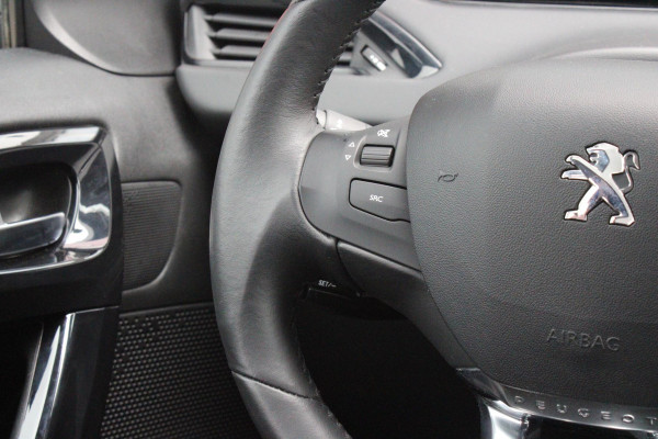 Peugeot 208 1.2 110PK AUTOMAAT SIGNATURE | NAVIGATIE | APPLE CARPLAY/ANDROID AUTO | PARKEERSENSOREN | DAB+ RADIO | LICHTMETALEN VELGEN | GETINTE RUITEN | CLIMATE CONTROL | CRUISE CONTROL |