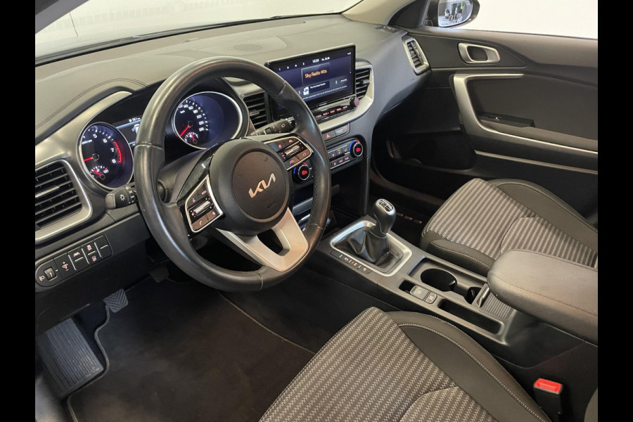 Kia Ceed Sportswagon 1.0 T-GDi DynamicLine Navigatie Apple Carplay / Android Auto Camera Parkeersensoren achter Cruise Control Climate Control
