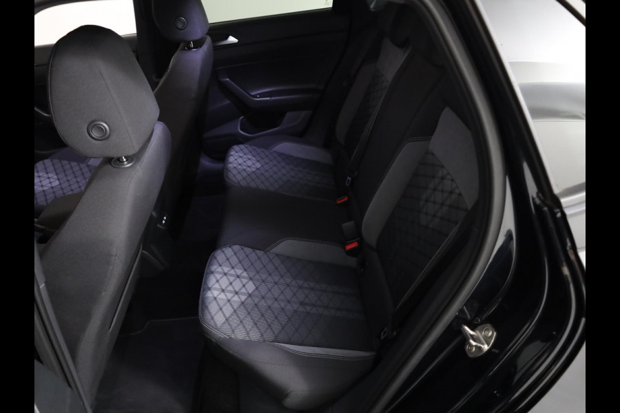 Volkswagen Polo 1.0 TSI R-Line 95pk 5bak| 17'LM-velgen| Camera|Digital display