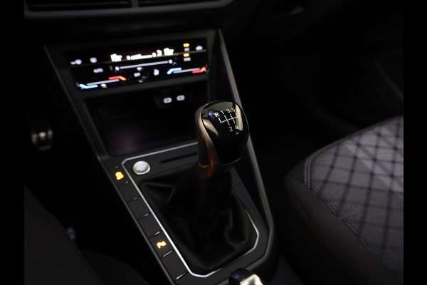 Volkswagen Polo 1.0 TSI R-Line 95pk 5bak| 17'LM-velgen| Camera|Digital display