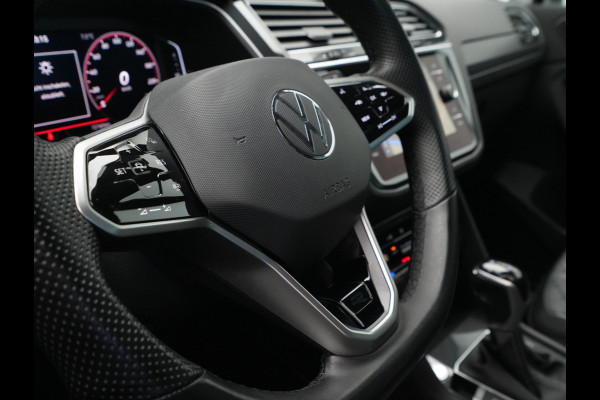 Volkswagen Tiguan 1.5 TSI 150pk DSG R-Line Business+ Navigatie Wegkl. trekhaak Acc Elek. kofferklep 245