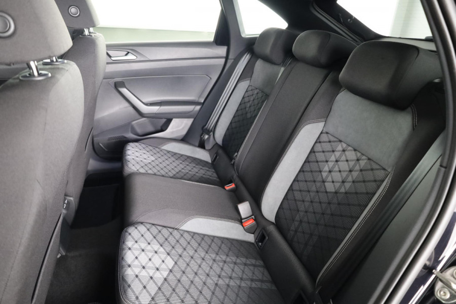 Volkswagen Taigo R-Line-Edition 1.0 85 kW / 116 pk TSI CUV 6 versn.