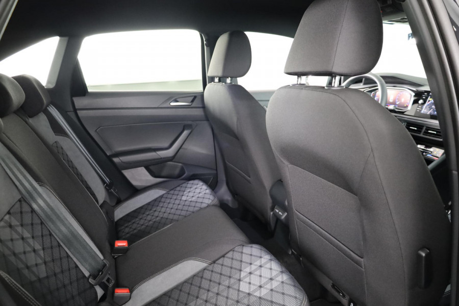 Volkswagen Taigo R-Line-Edition 1.0 85 kW / 116 pk TSI CUV 6 versn.