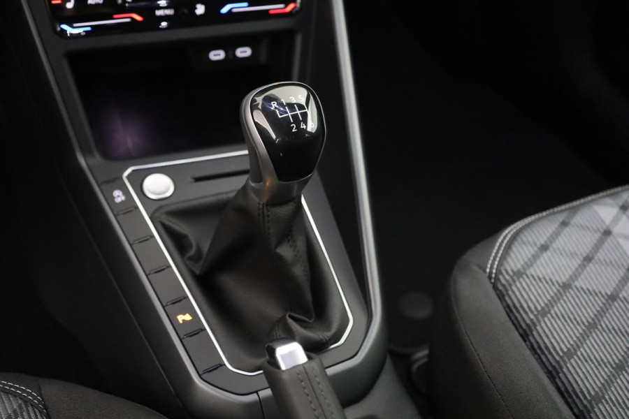 Volkswagen Taigo R-Line-Edition 1.0 85 kW / 116 pk TSI CUV 6 versn.