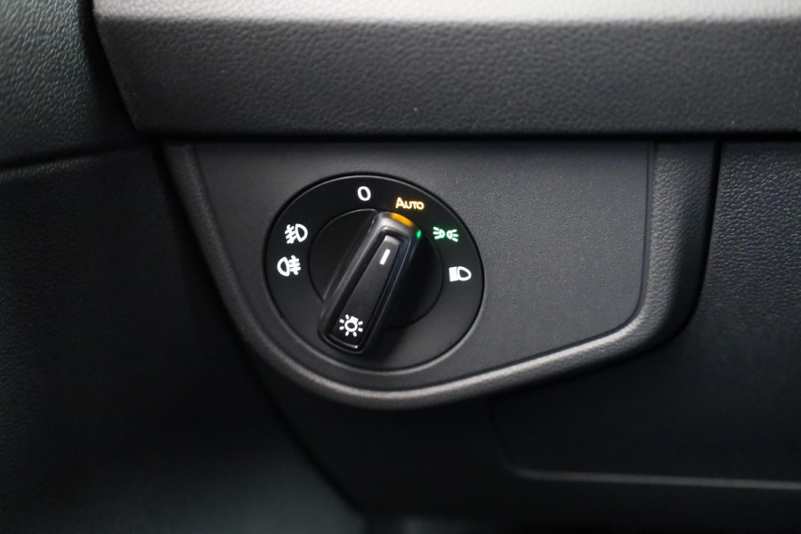 Volkswagen Taigo R-Line-Edition 1.0 85 kW / 116 pk TSI CUV 6 versn.
