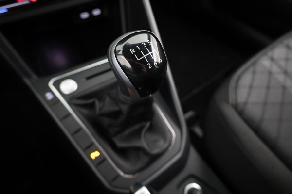 Volkswagen Taigo R-Line-Edition 1.0 85 kW / 116 pk TSI CUV 6 versn.