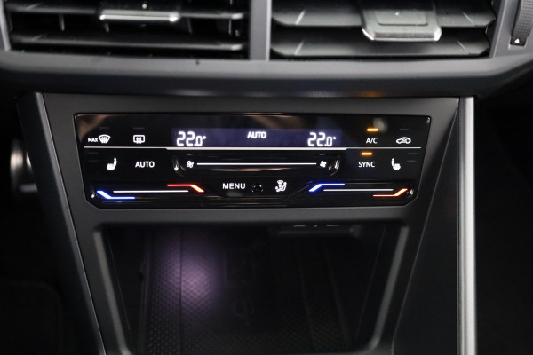 Volkswagen Taigo R-Line-Edition 1.0 85 kW / 116 pk TSI CUV 6 versn.