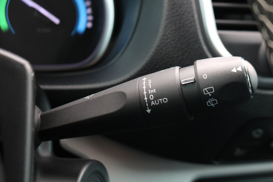 Peugeot e-Expert EV L3 75 kWh Airco Navigatie Trekhaak Black Line