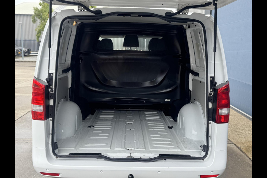 Mercedes-Benz Vito 114 CDI Lang DC Comfort DUBBEL CABINE / NAVI / CAMERA / APPLE CARPLAY / TREKHAAK