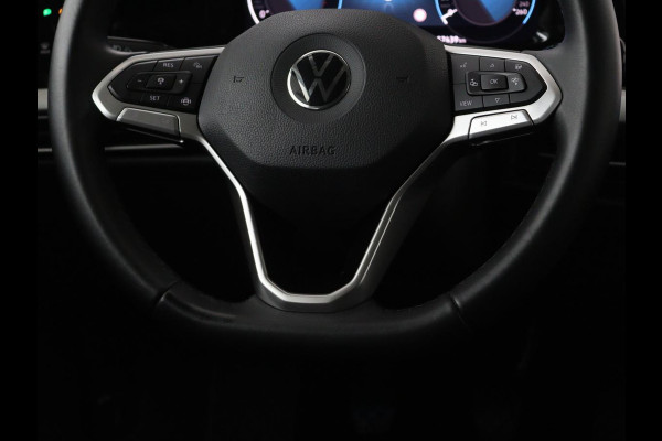 Volkswagen Golf 1.0 TSI Life | Stoel & stuurverwarming | Carplay | Adaptive cruise | Navigatie | Sfeerverlichting | Full LED | Parkeerhulp | Getint glas