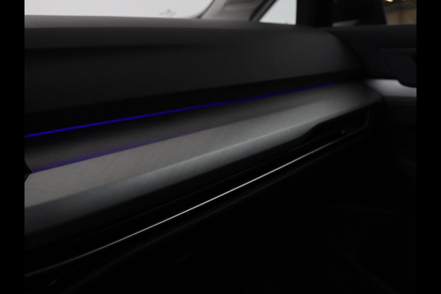 Volkswagen Golf 1.0 TSI Life | Stoel & stuurverwarming | Carplay | Adaptive cruise | Navigatie | Sfeerverlichting | Full LED | Parkeerhulp | Getint glas