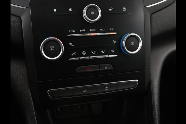 Renault Mégane 1.2 TCe Zen | Trekhaak | Navigatie | Climate control | Cruise control | Bluetooth | Parkeerhulp | Getint glas | DAB | LED