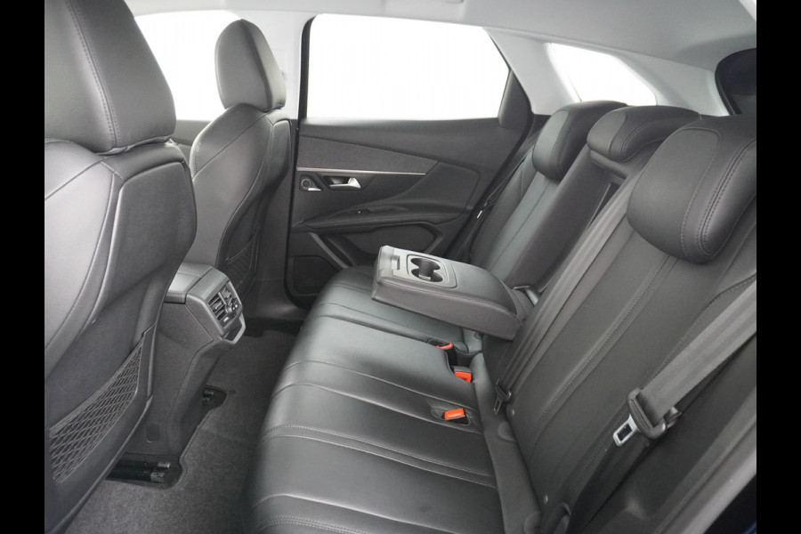 Peugeot 3008 T131pk AUT-8 Elektr.+Leer 360-Camera Navi Avantage Adaptive-Cruise FOCAL-hifi Sport-St. Connected Apps Apple-Carplay Android Mir Priv.glas Mistl. Licht en Zichtpakket Chroom-Optic Elektr.Inklapbare spiegels Origin.NLSe Auto Leer-Sport-Comfort-stoelen+Verwarmd Priv.glas EURO 6.2 Nieuw € 42.000!