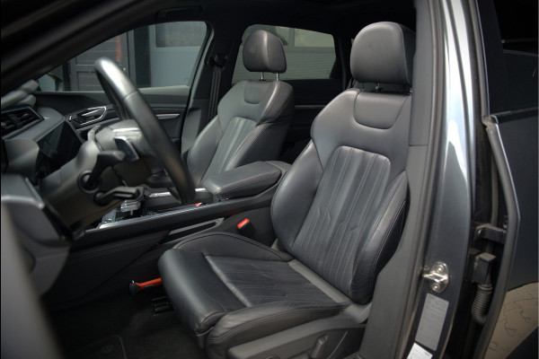 Audi e-tron 50 quattro S edition 71 kWh | S Line | Black Edition | Panoramadak | Memory Seats | Camera | Luchtvering | Adaptive Cruise Control | Keyless | Matrix LED | Leder | Stoelverwarming | NAP | BTW